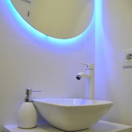 Cozy & Modern Junto A Metro A Guimera * Valencie